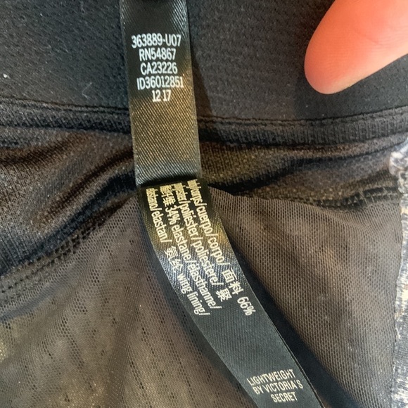 Victoria Sport Padded Perforated Sports Bra 38DD in color, black and white - Picture 9 of 10